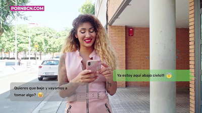 Bean chéile mhídhlisteanach ar tí fuck a leannán óg go crua agus a fear céile ag obair. Latina le tits agus asal mór. Véineas Aphrodite.