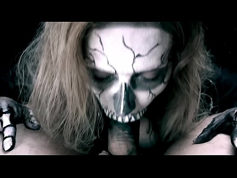 ❤️ Demon cailín sucking coileach lena béal dubh agus shlogtha cum. ❌ Super porn uainn ga.hentaiteca.ru